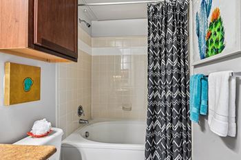 Ceramic tile bath